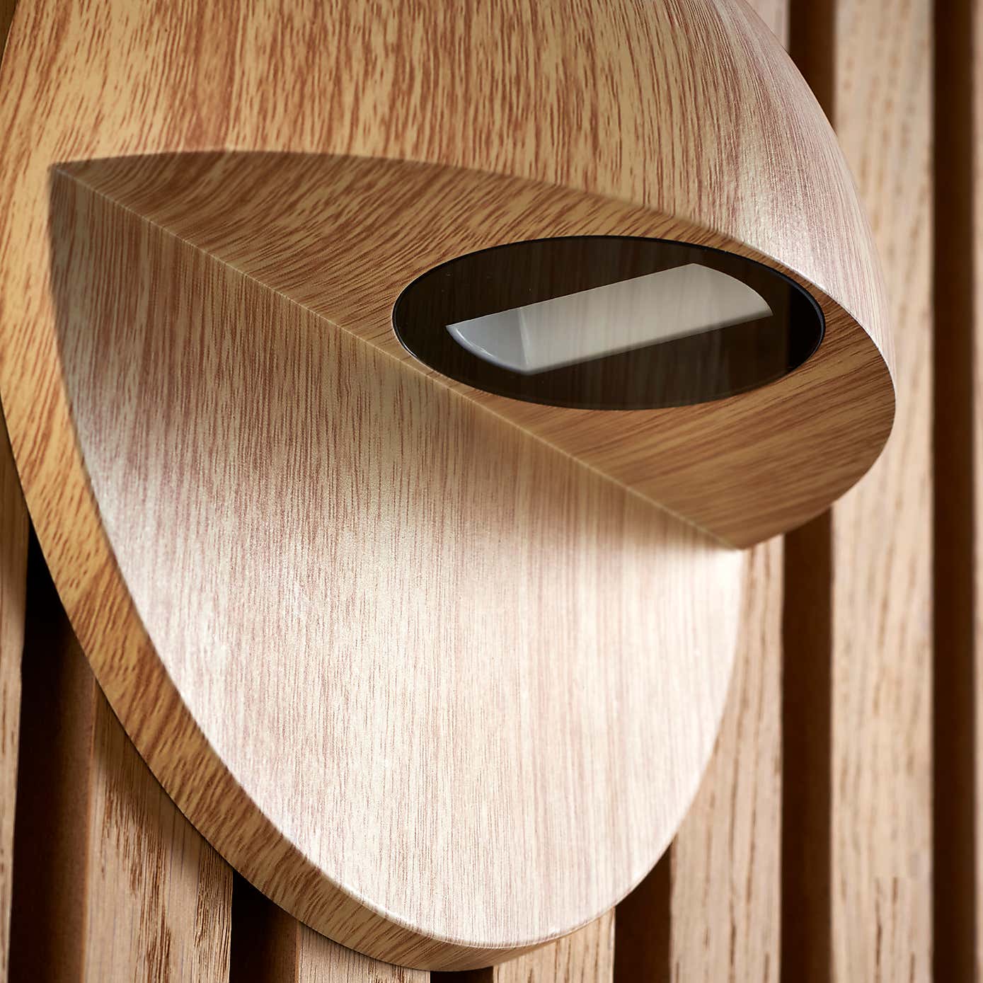 Kip Outdoor Wall Light