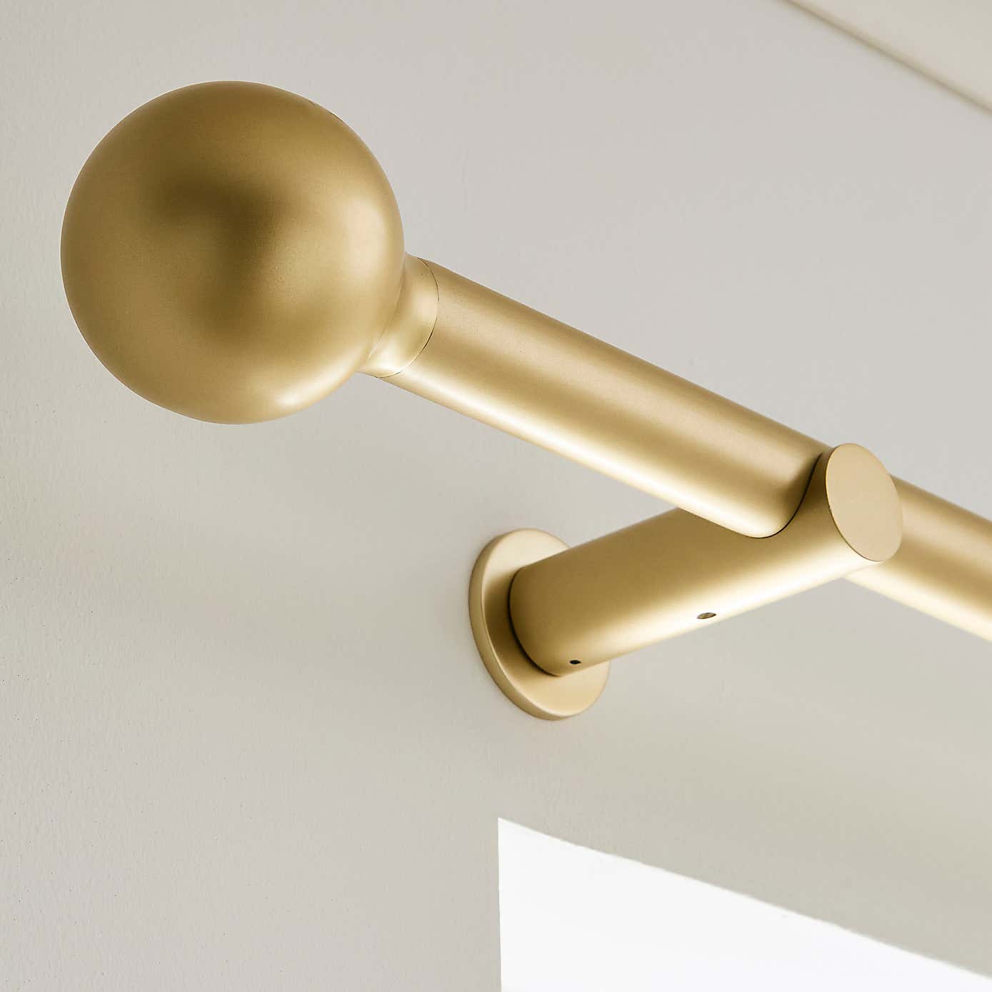 Contemporary Ball Fixed Metal Curtain Pole with Rings