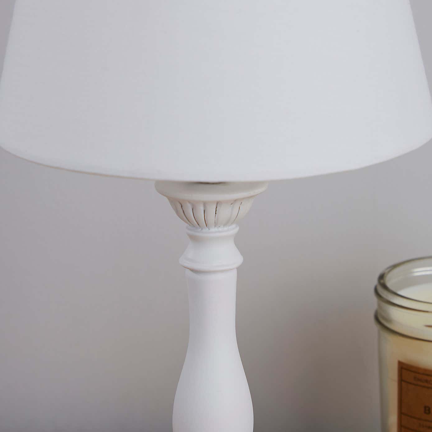 Tofty Mini White Table Lamp