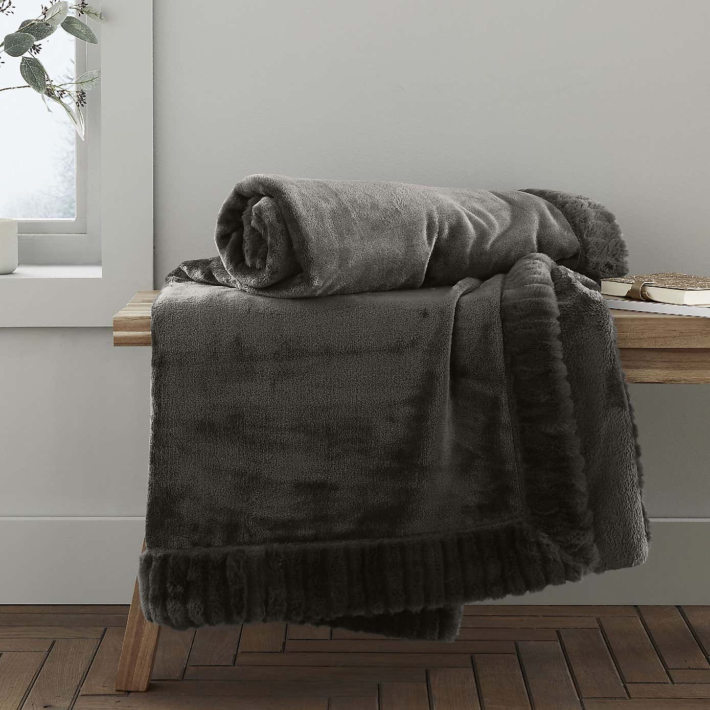 Catherine Lansfield Faux Velvet 150cm x 200cm Throw