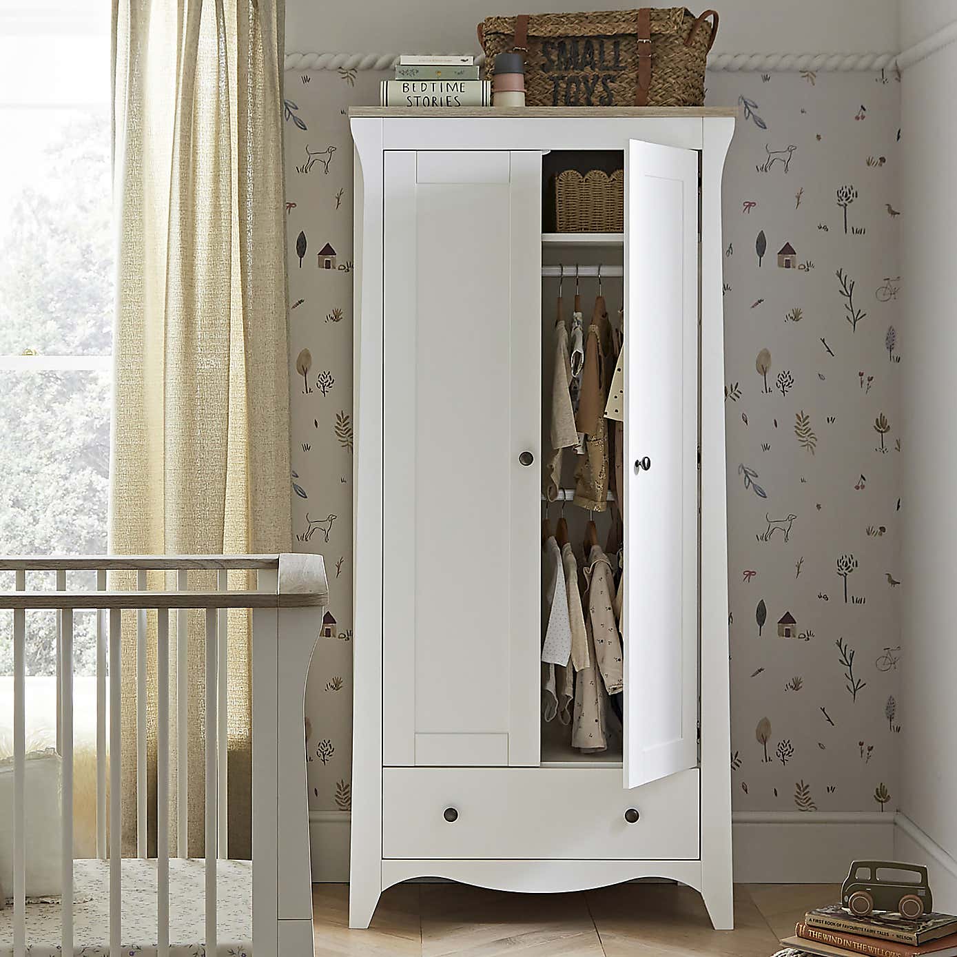 CuddleCo Clara 2 Door Wardrobe