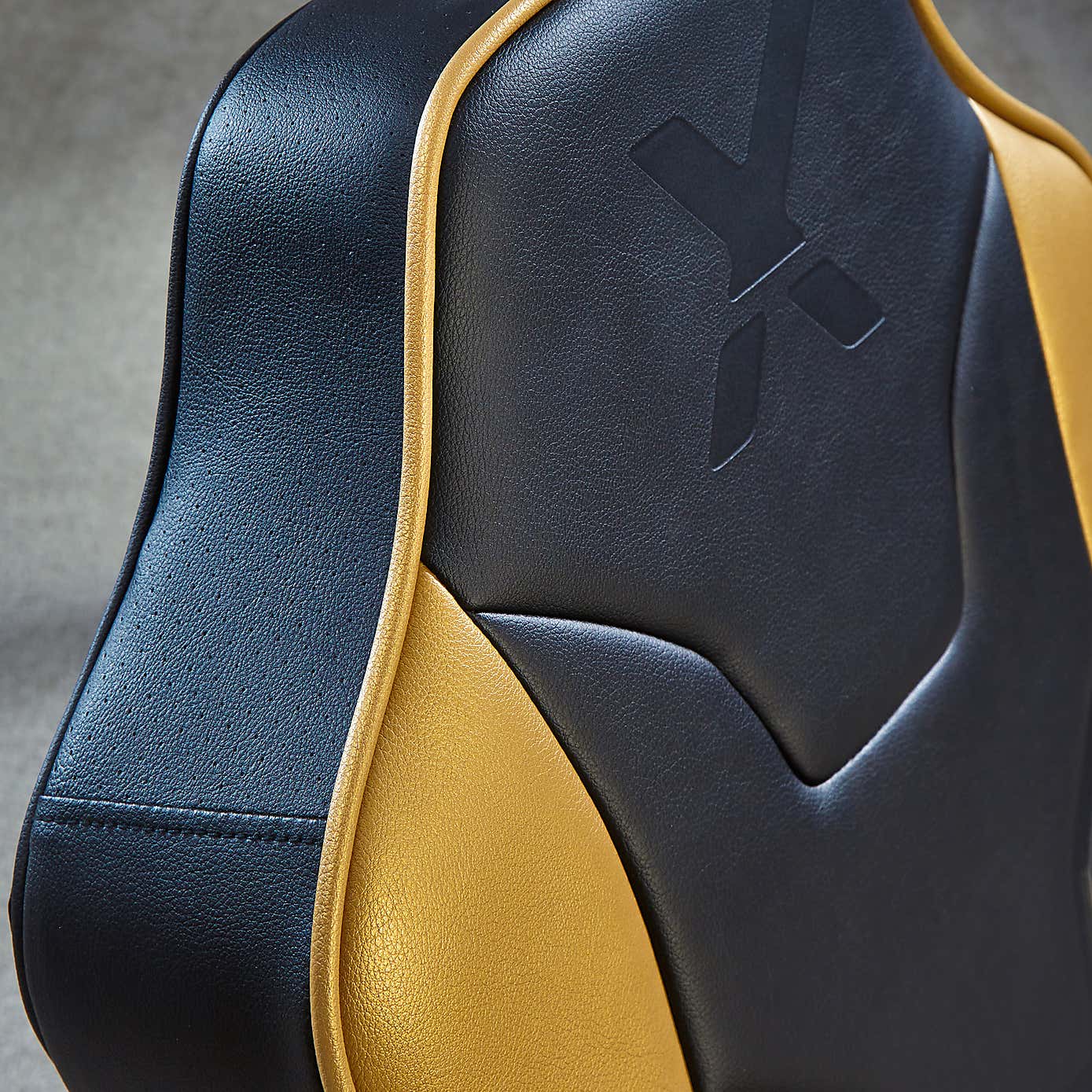 X Rocker Shadow 2.0 Stereo Audio Floor Rocker Gaming Chair