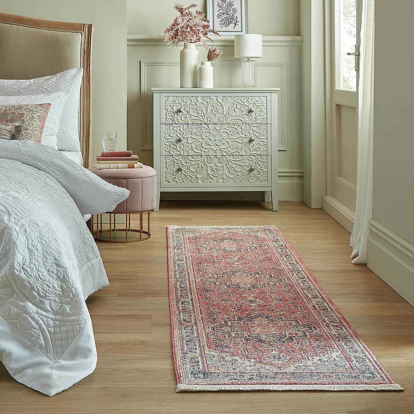 Dahria Traditional Runner