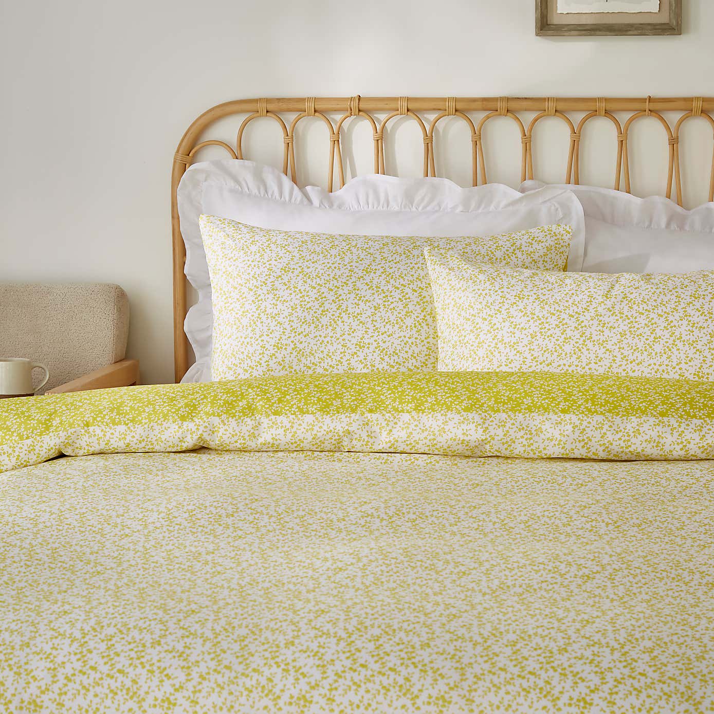 Annie Floral 144 Thread Count Cotton Reversible Duvet Cover & Pillowcase Set