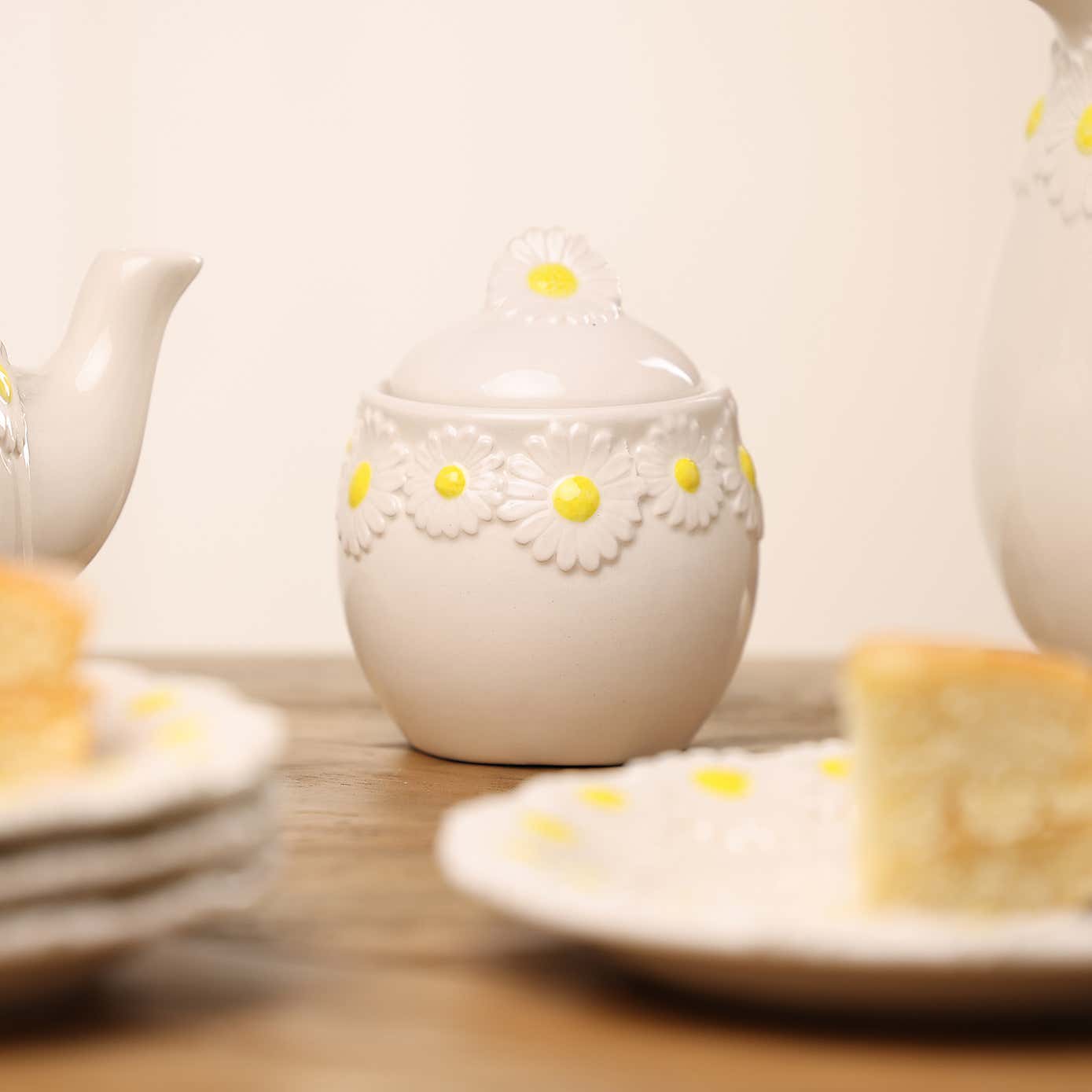 The Cottage Garden Daisy Sugar Bowl