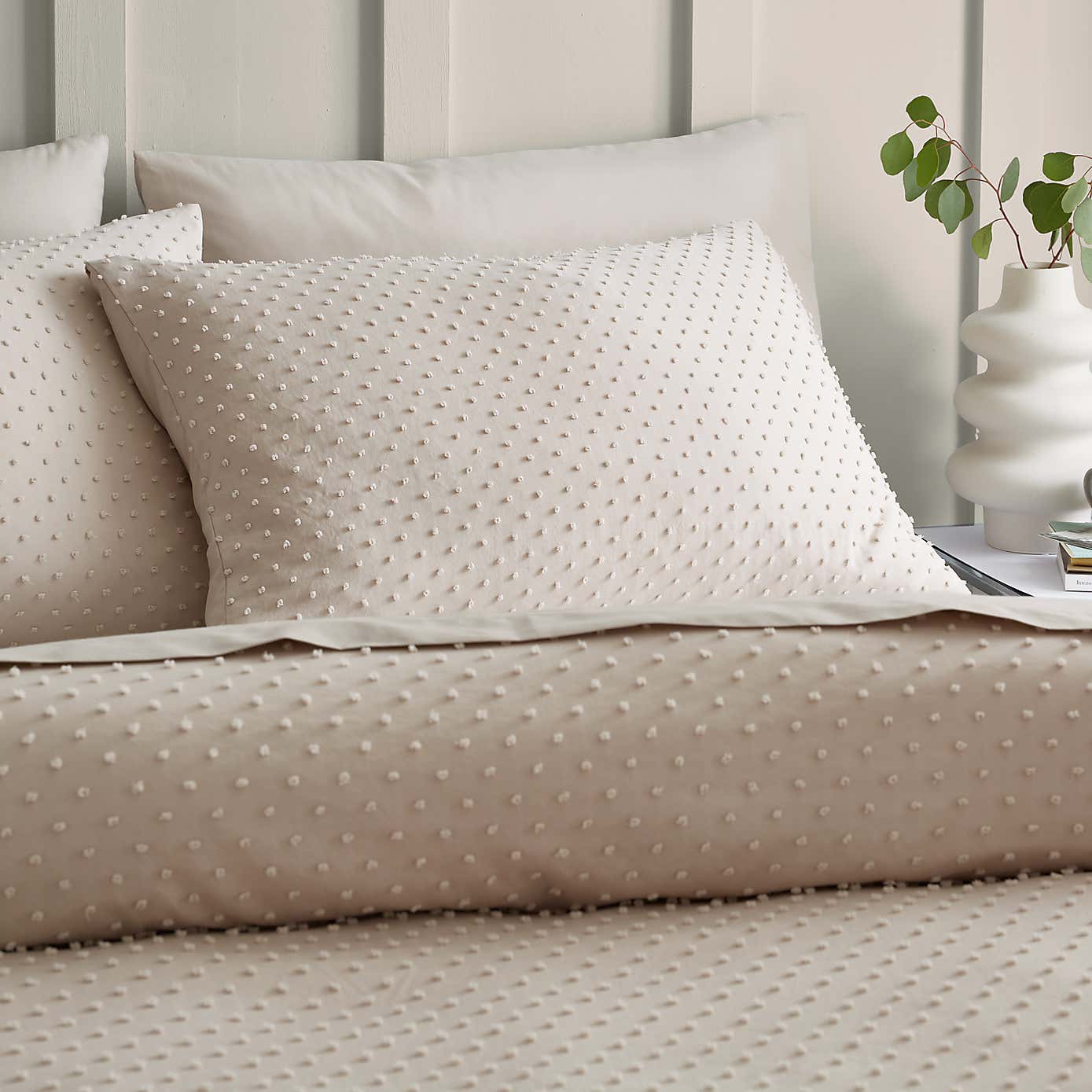 Valley Clipped Jacquard Duvet Cover & Pillowcase Set