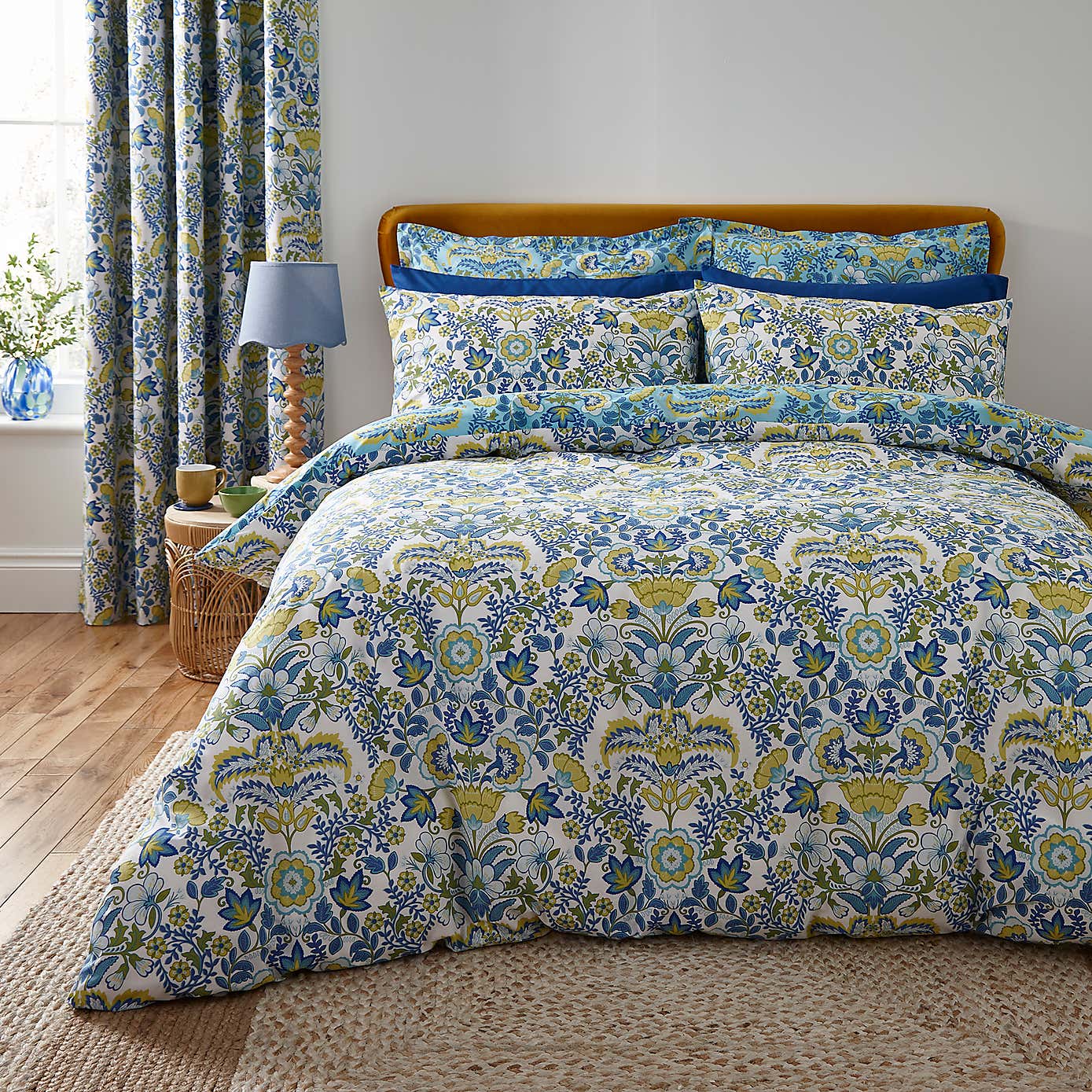 Darcey Damask Polycotton Duvet Cover and Pillowcase Set