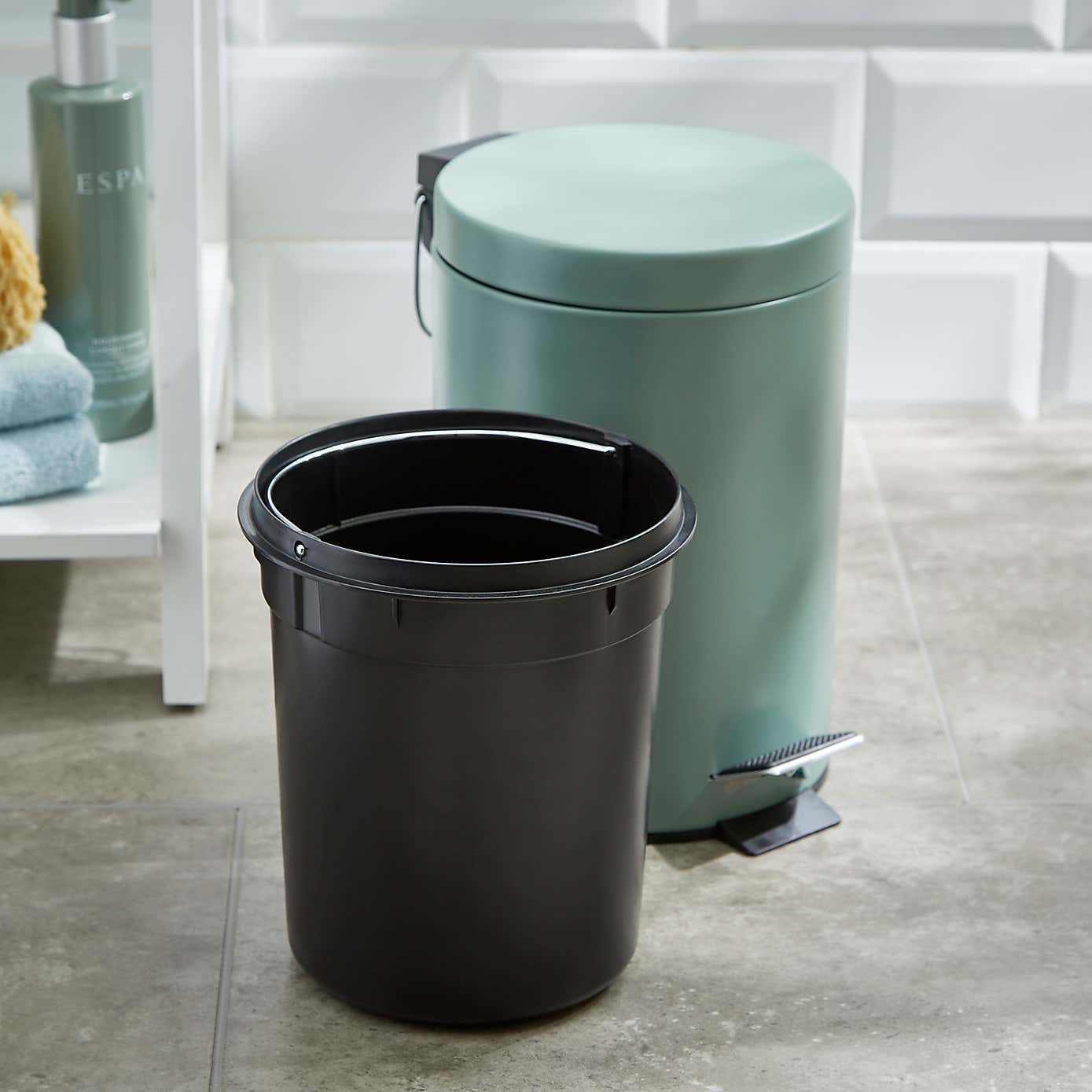 Black 3 Litre Bathroom Bin