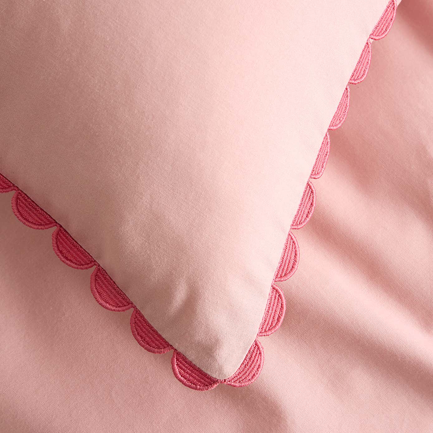 Phoebe Scallop 100% Cotton Duvet Cover and Pillowcase Set