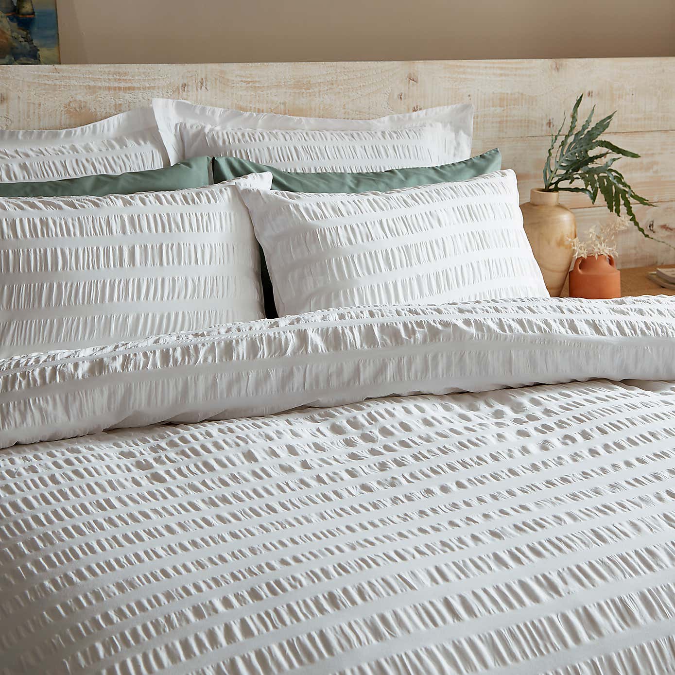 Aria Seersucker Powder Blue Duvet Cover and Pillowcase Set