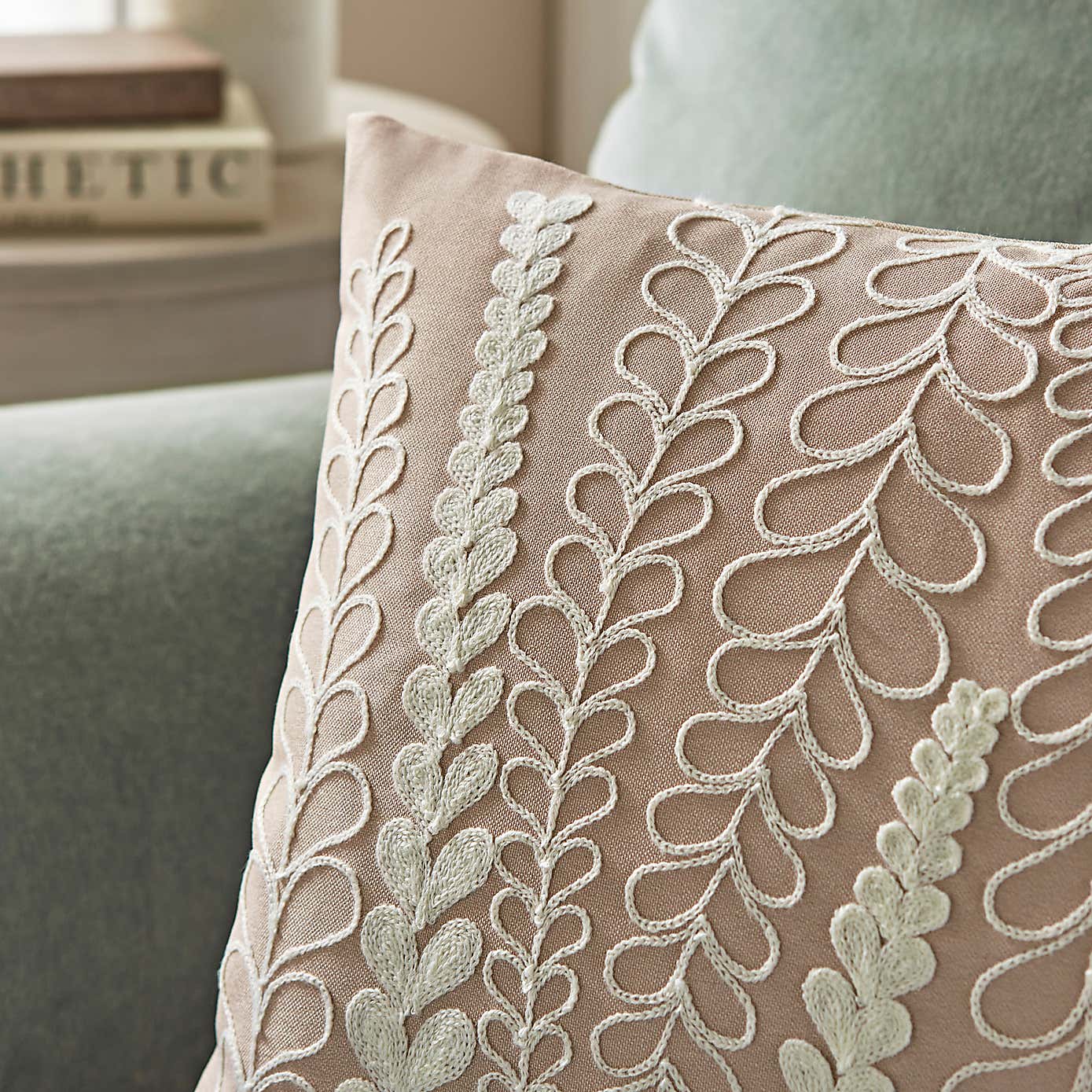 Trailing Floral Rectangle Cushion