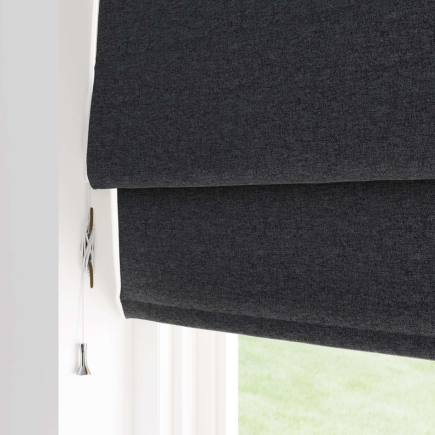 Luna Blackout Roman Blind