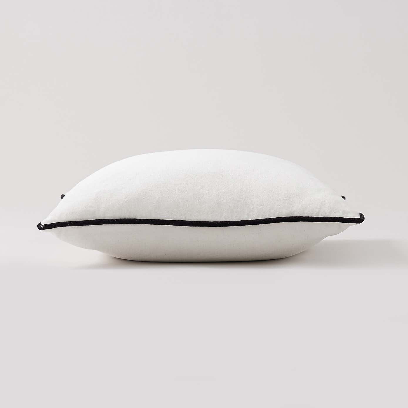 Clara Contrast Piping Cushion