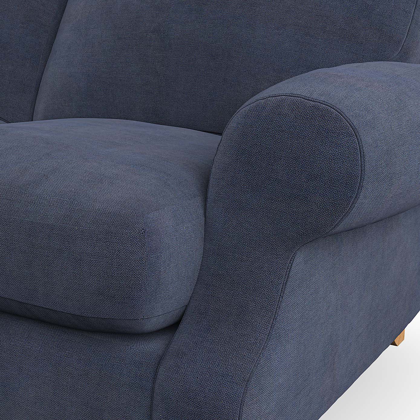 Ashford Snuggle Chair