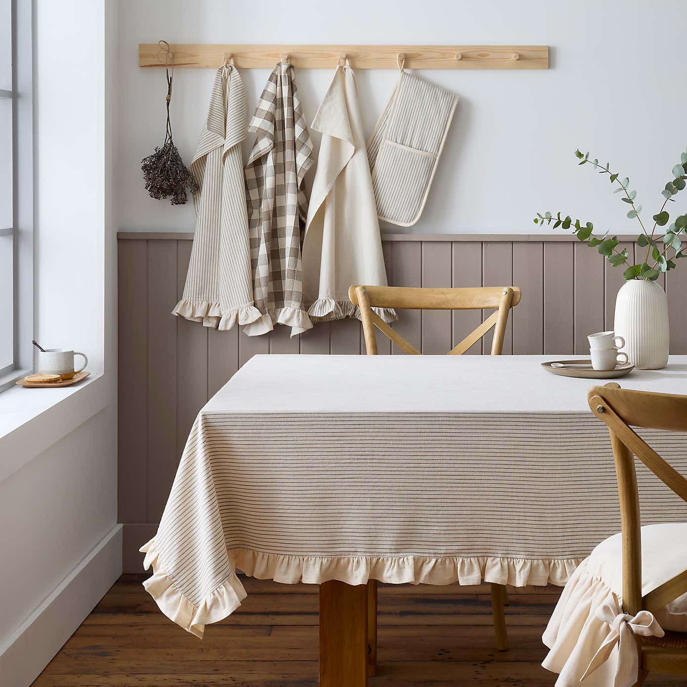 Country Natural Cotton Table Runner