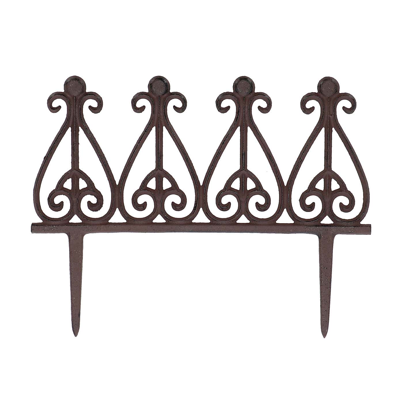 Fallen Fruits Cast Iron Fleur De Lys Lawn Edging