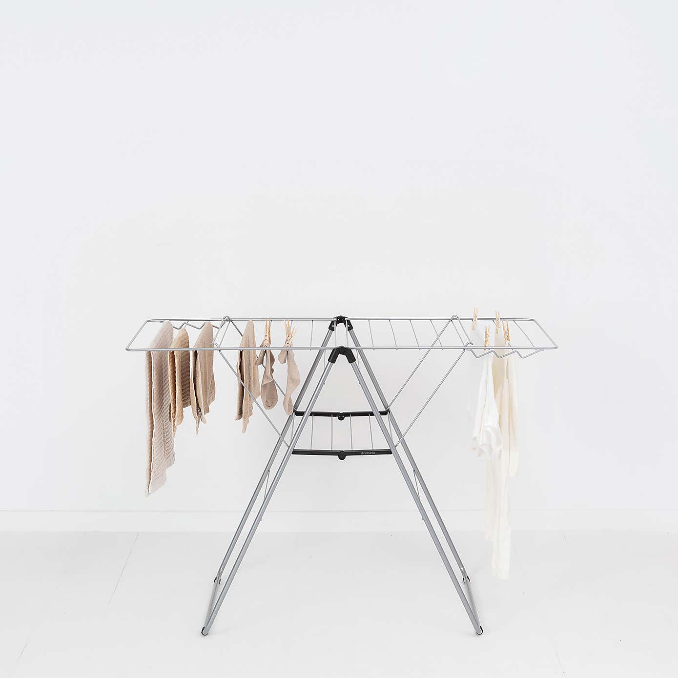 Brabantia Metallic Grey HangOn Drying Rack 20m