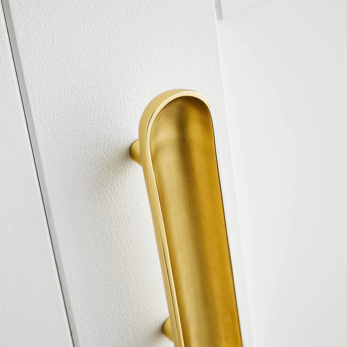 Luste Door Handle