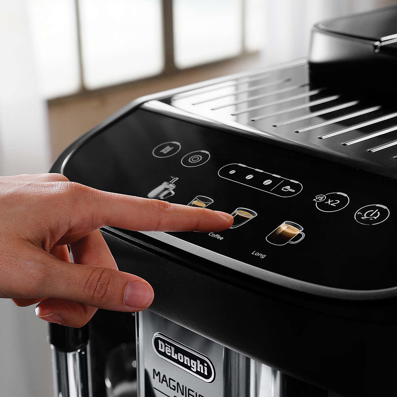 Delonghi Magnifica Evo Bean to Cup Automatic Coffee Machine