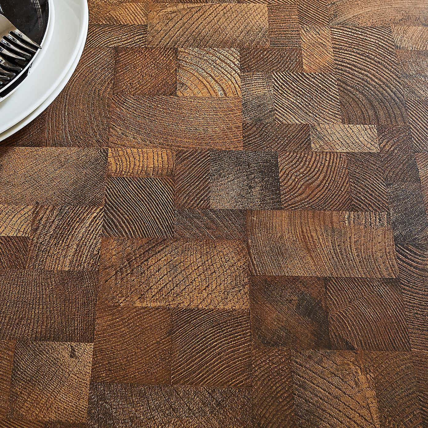 Brayden Round Dining Table