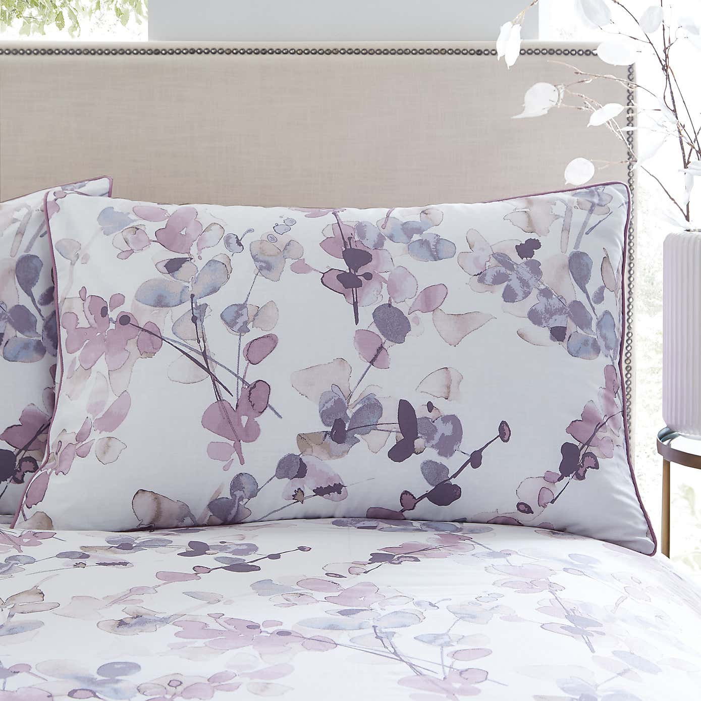 Honesty Mauve Reversible Duvet Cover and Pillowcase Set