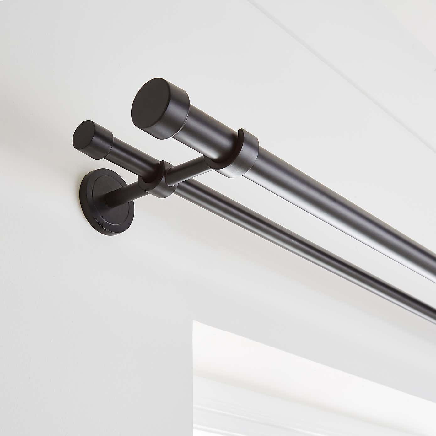 Trinity Double Layer Extendable Metal Eyelet Curtain Pole