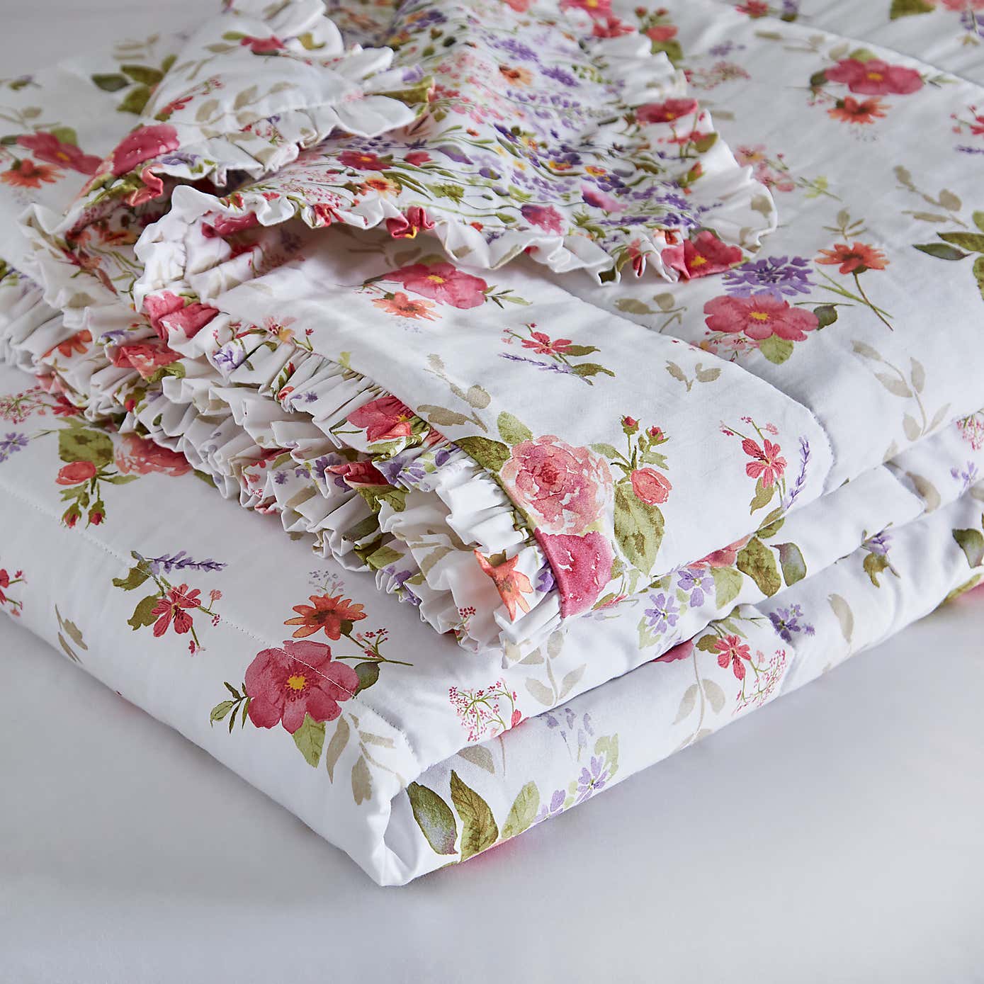 Dorma Modern Ditsy Bedspread