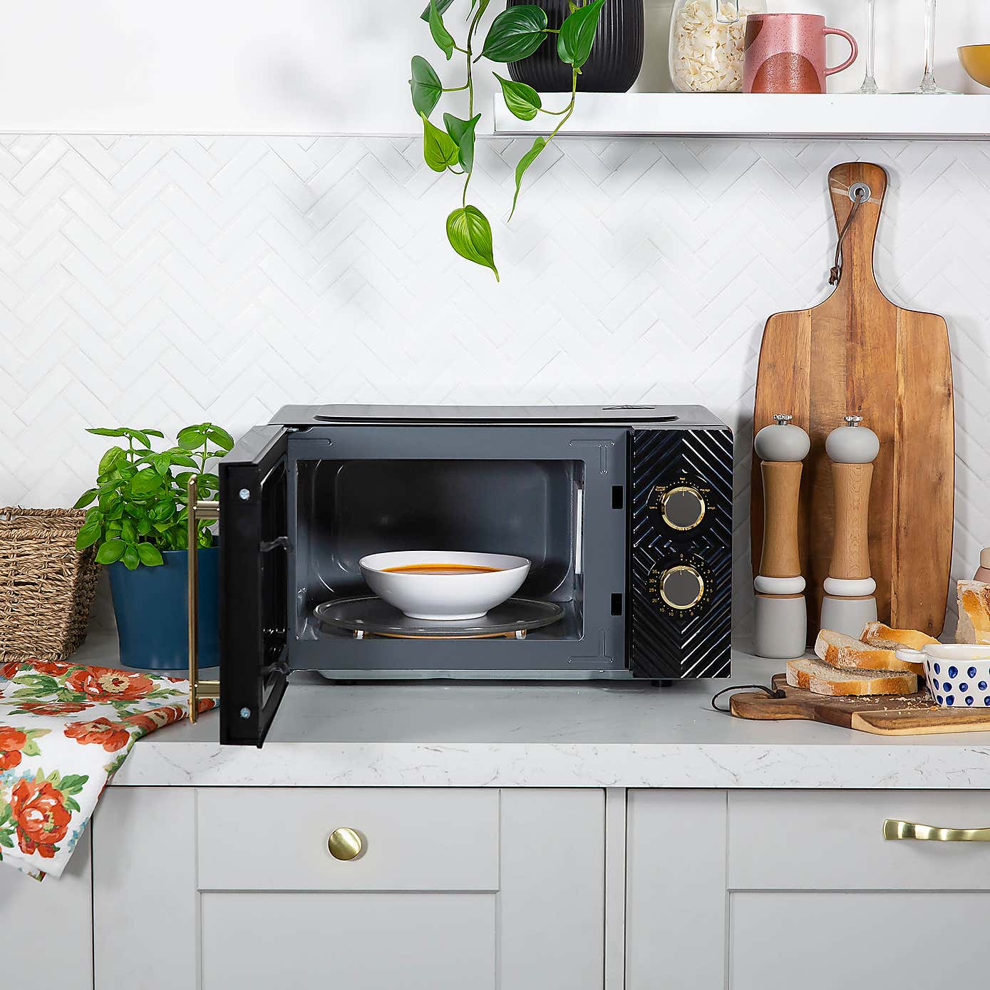 Russell Hobbs Groove 17L Manual Microwave