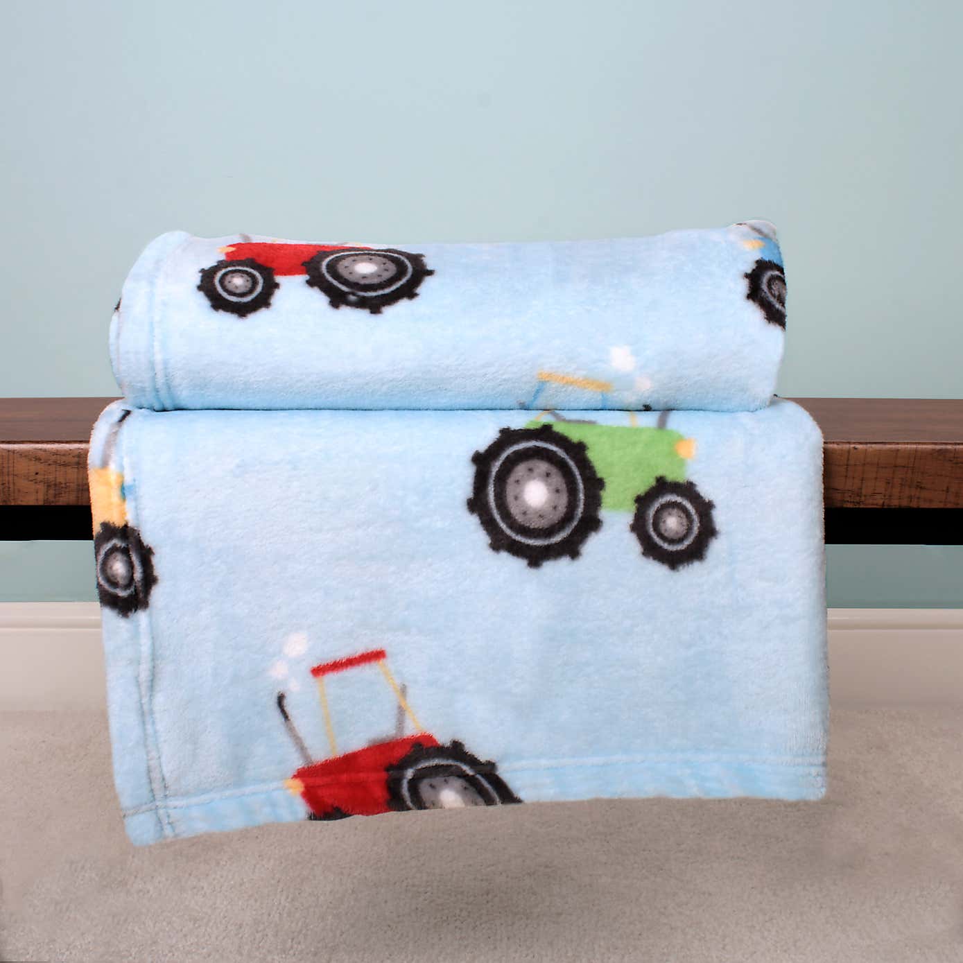 Farmyard Friends Blue Throw 120cm x 150cm