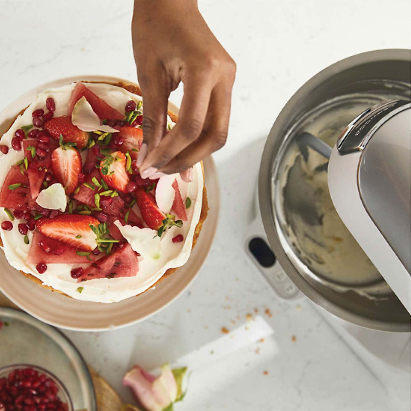 Kenwood 5L Titanium Chef Baker Stand Mixer White