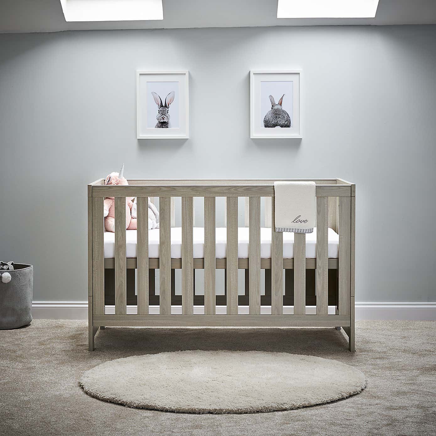 OBaby Nika Cot Bed