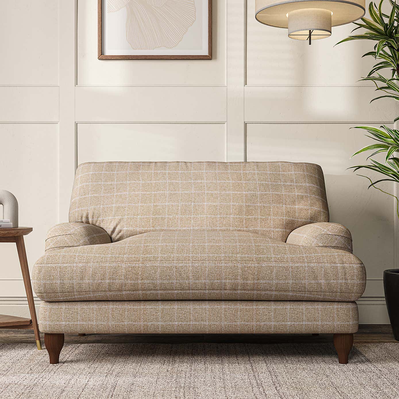 Darwin Snuggle Chair