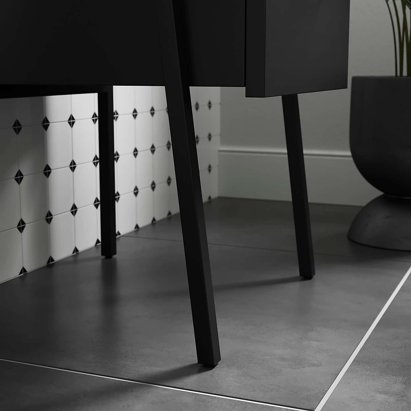 Stannis Reeded Glass Ladder Shelf