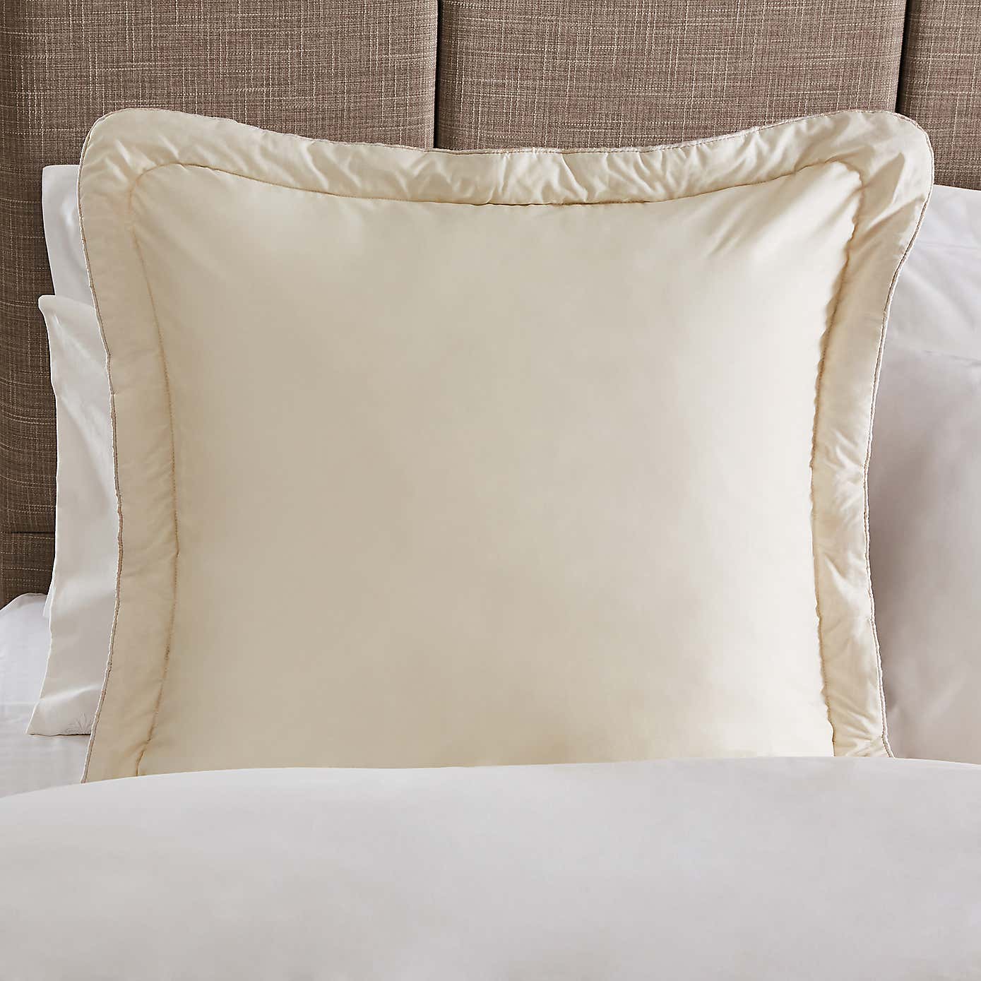 Dorma Corinthia Continental Pillowcase