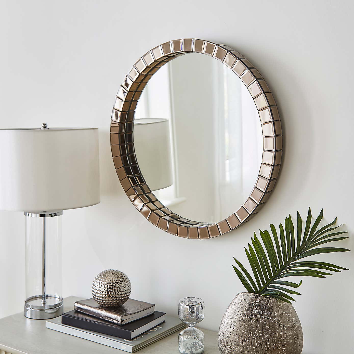 Mirrored Edge Round Wall Mirror