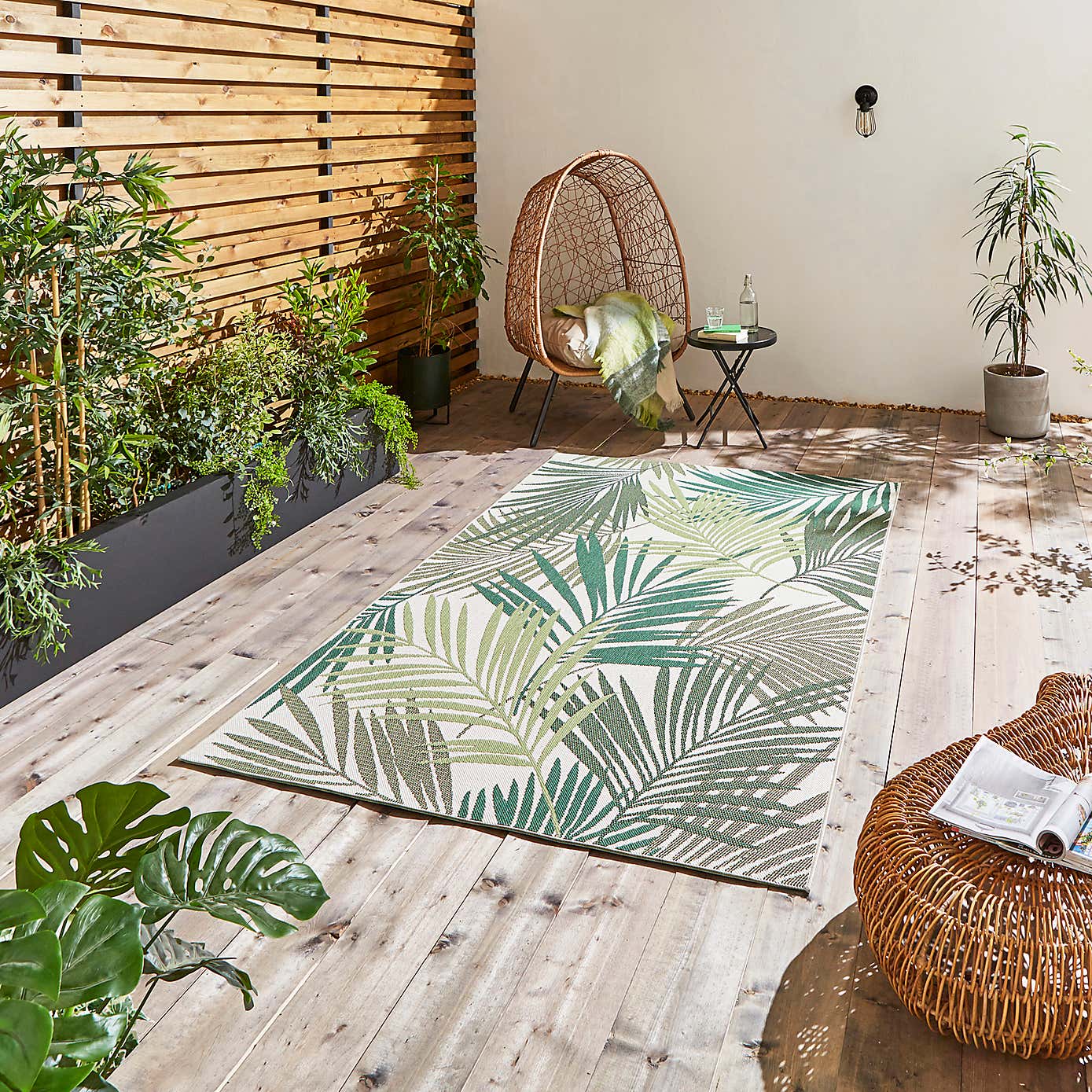 Miami Leaf Print Indoor Outdoor Rug