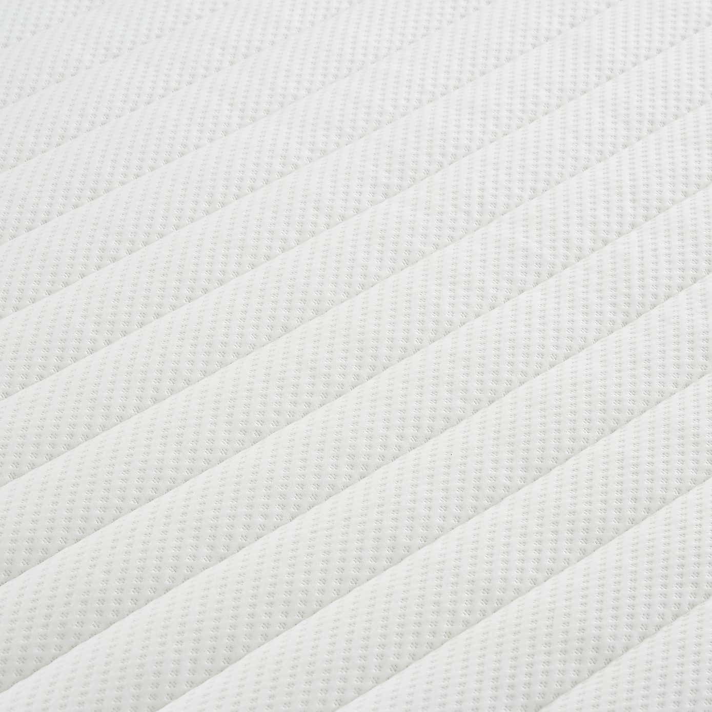 Hotel Gel Pillow Top 2000 Pocket Sprung Mattress