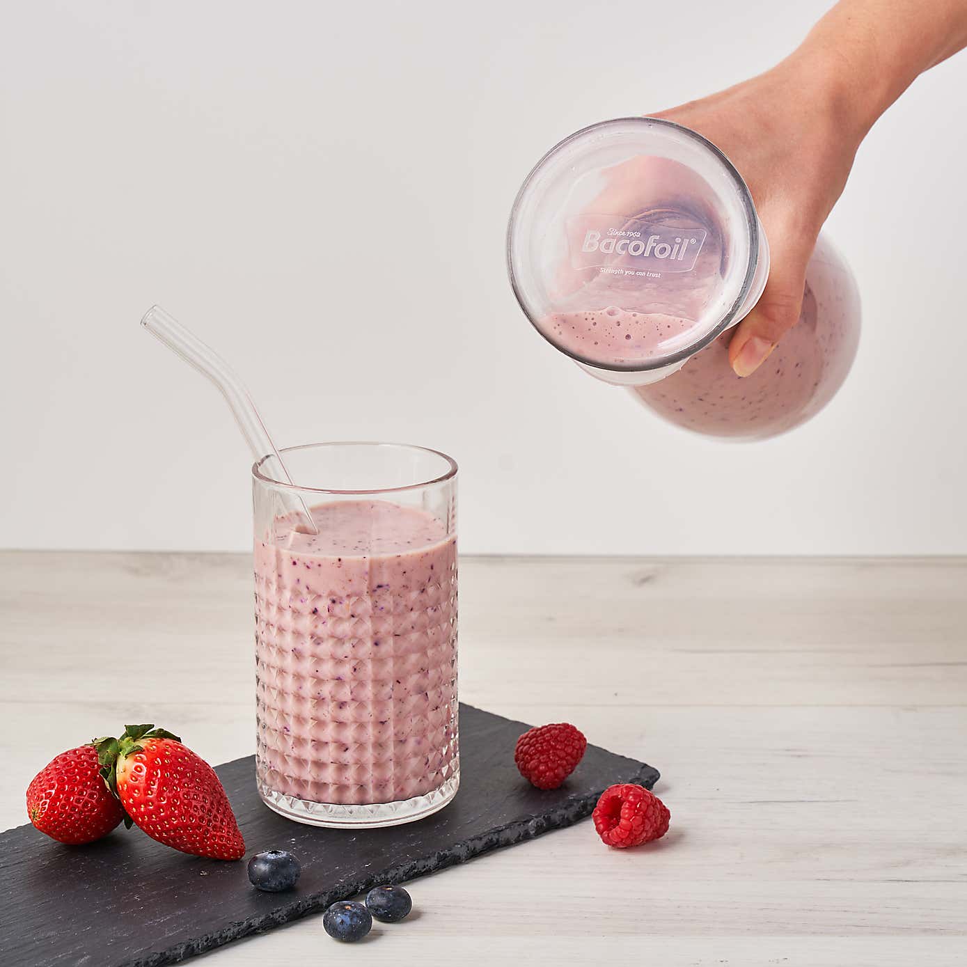 Set of 2 Bacofoil Medium Silicone Lids