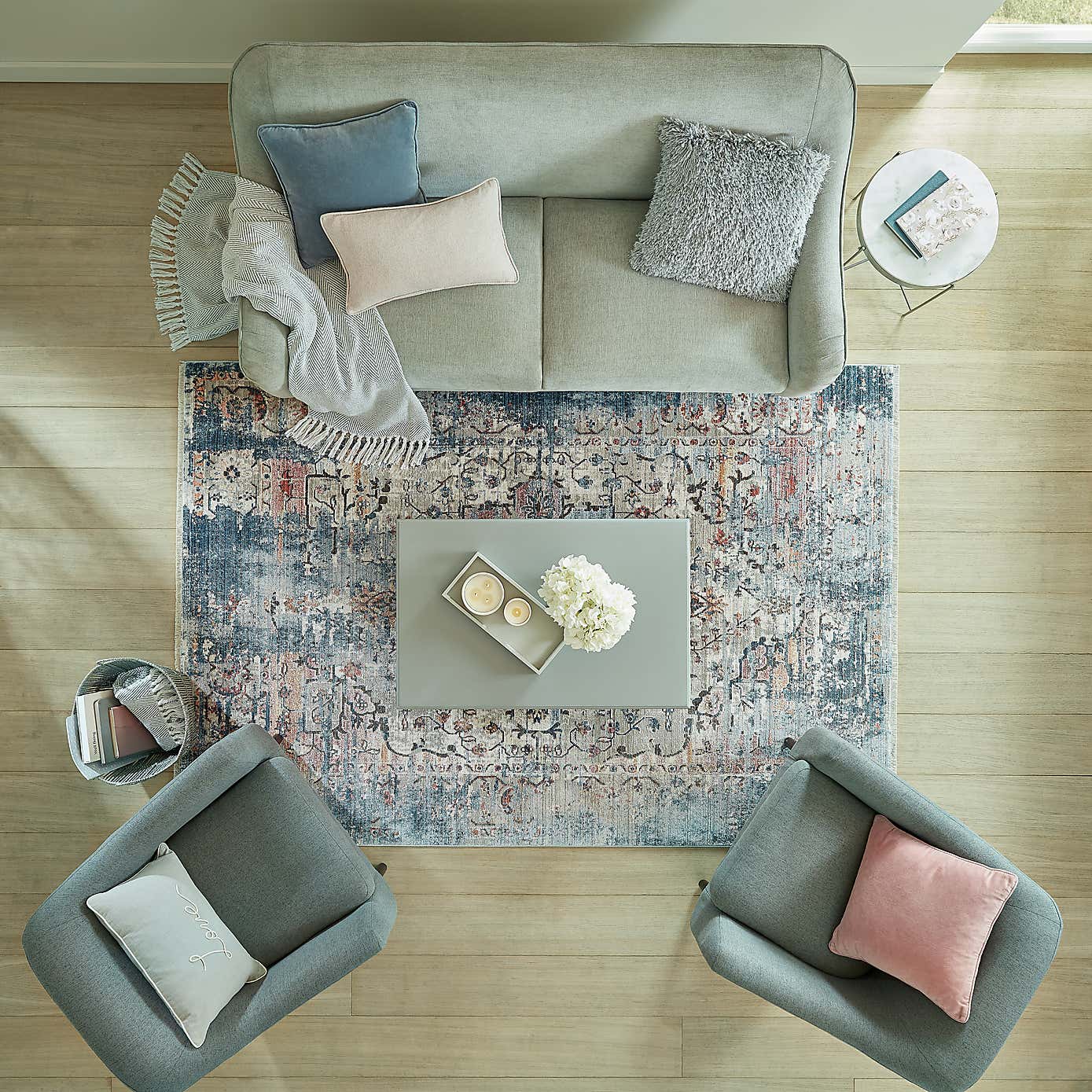 Soraya Blue Traditional Rug