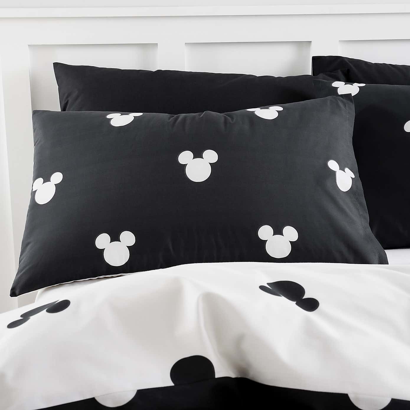 Mickey Mono Duvet Cover and Pillowcase Set