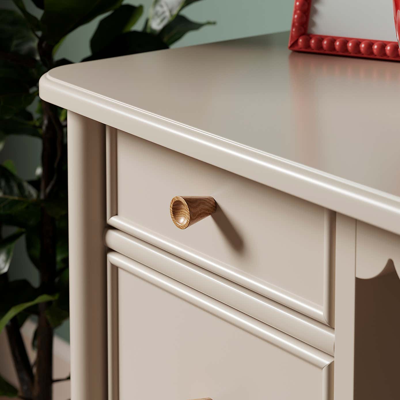 Remi Dressing Table