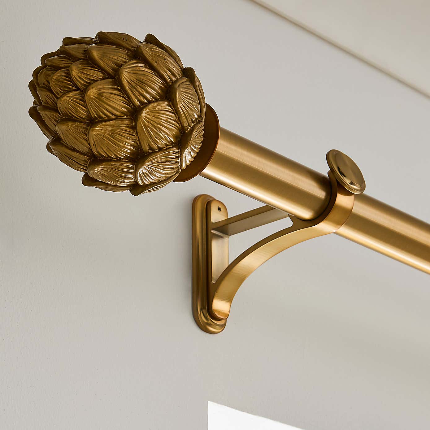 Artichoke Fixed Metal Eyelet Curtain Pole with Rings