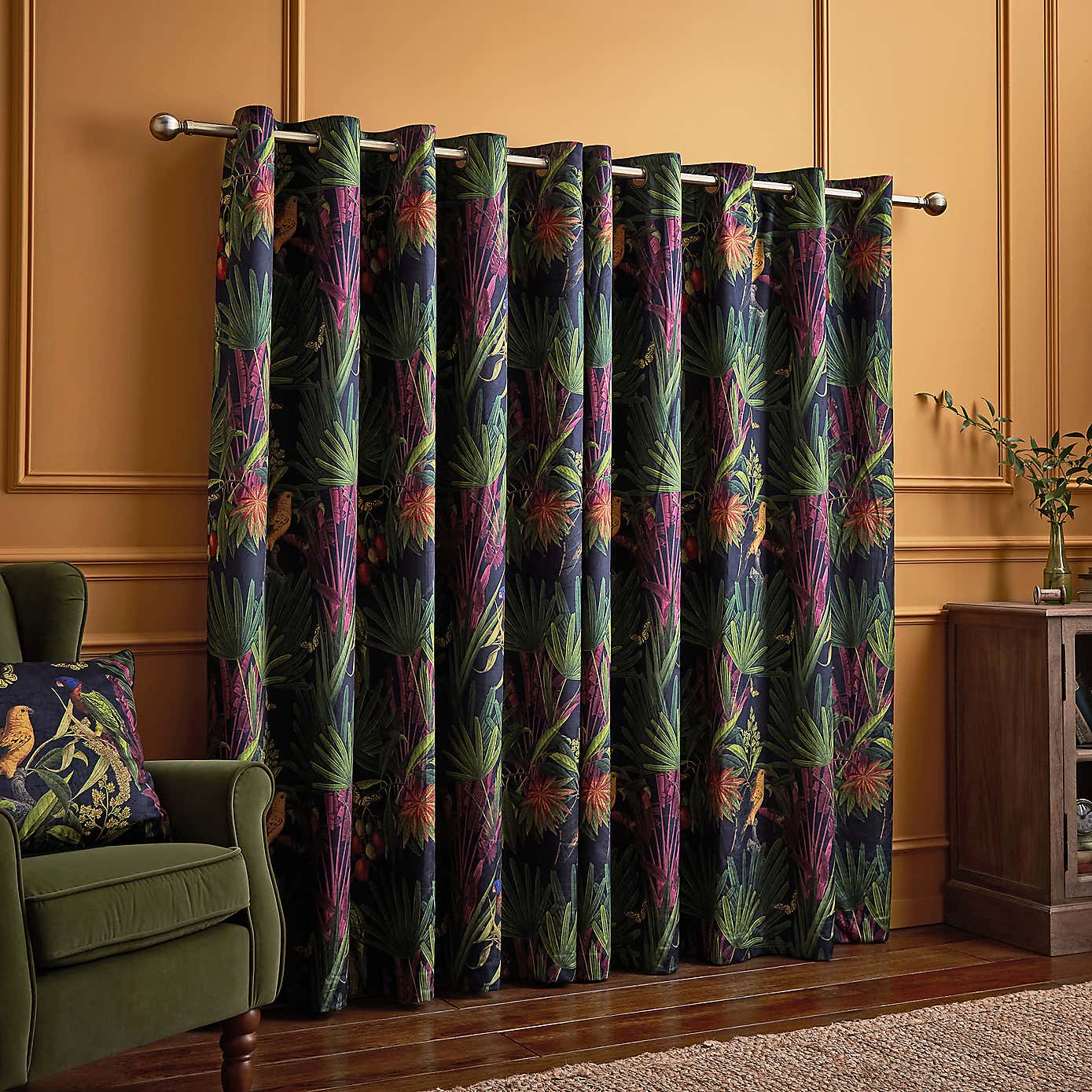 Tropical Treasures Eyelet Curtains