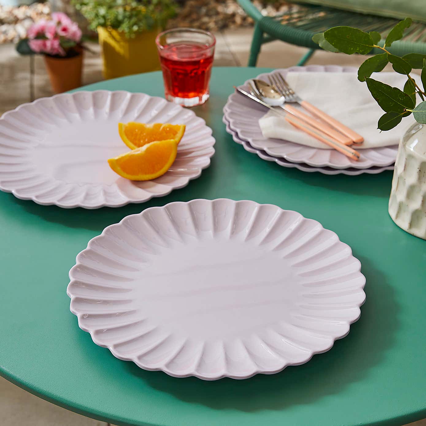 Lilac Scallop Picnic Plate
