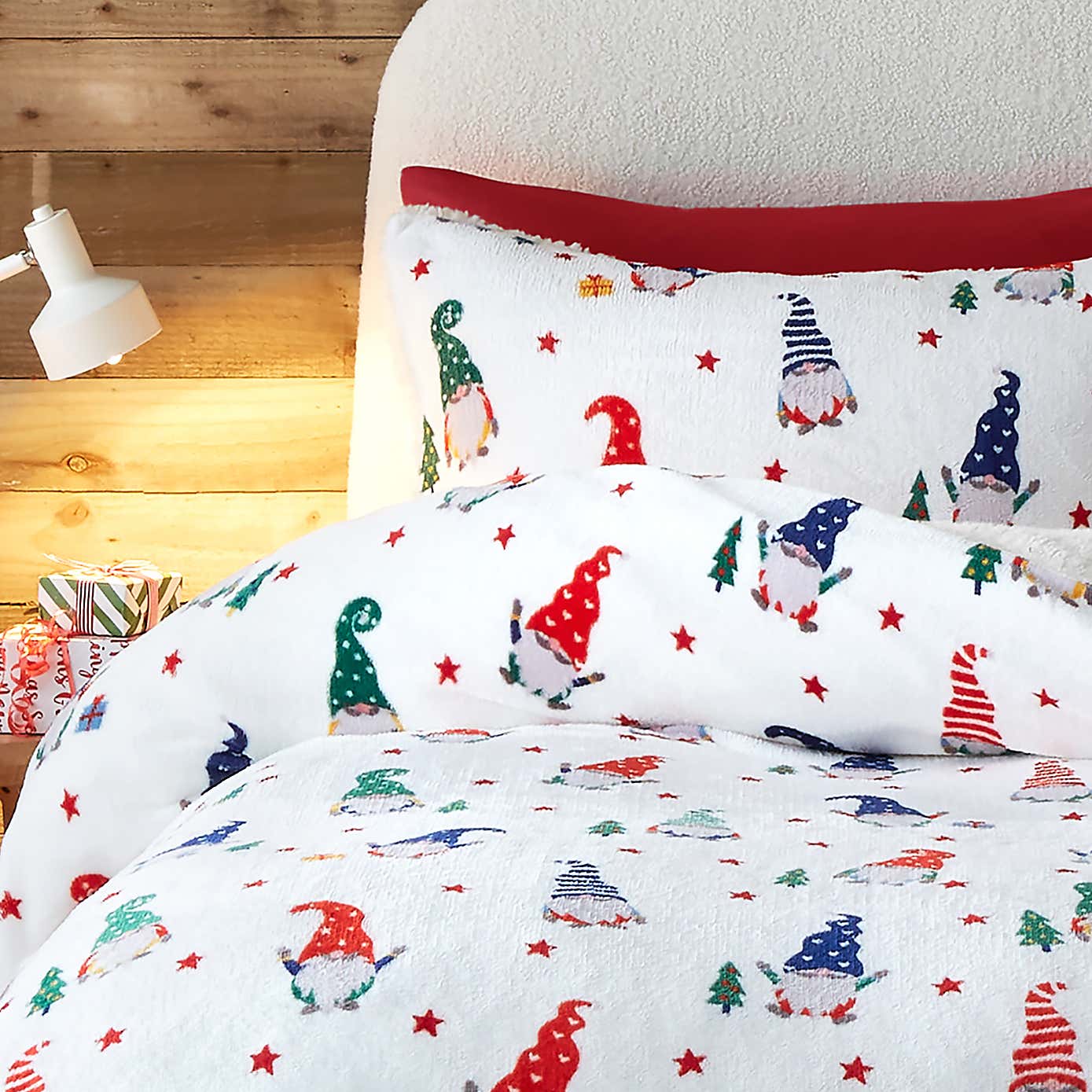 Festive Gnomes Duvet Cover & Pillowcase Set