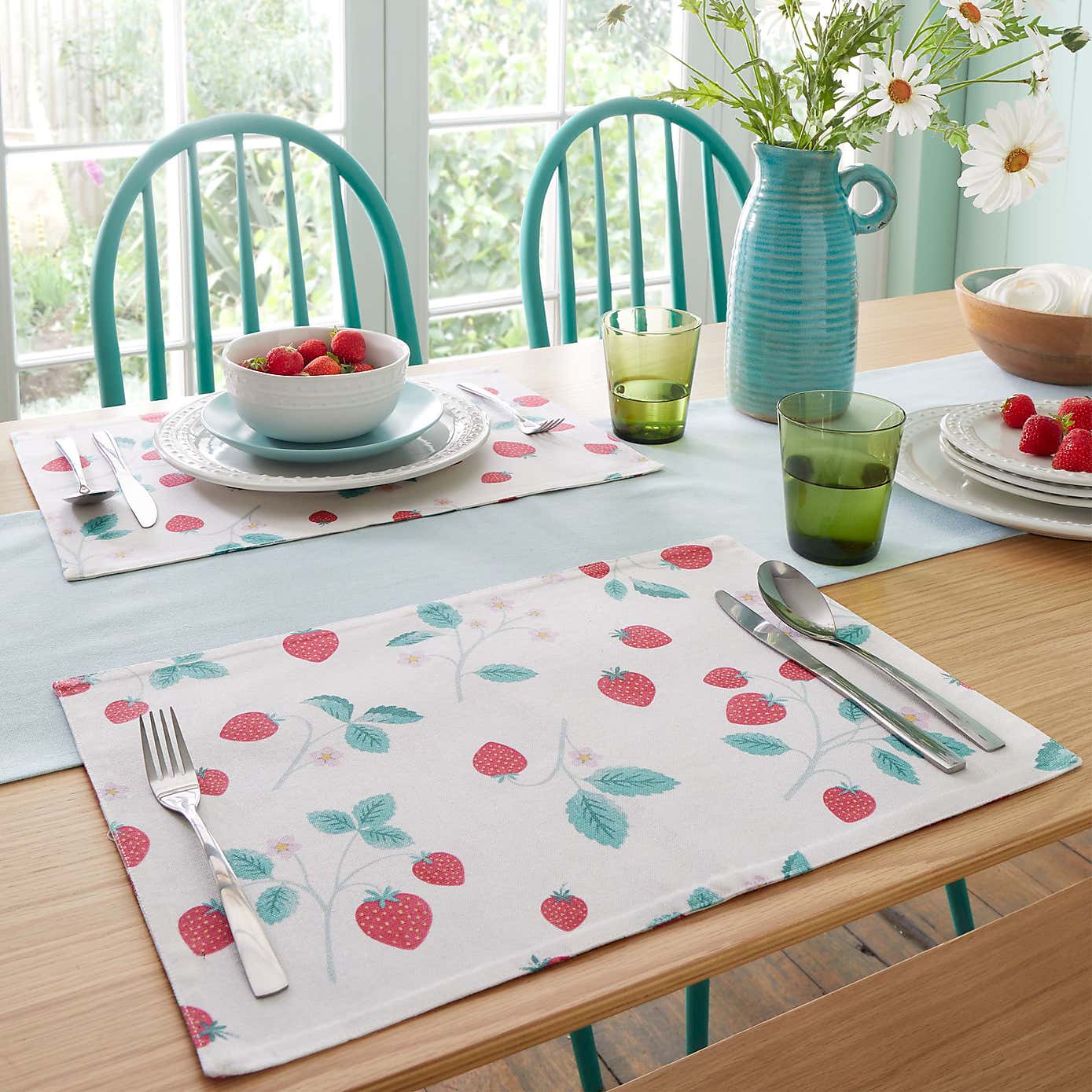 Catherine Lansfield Set of 4 Strawberry Garden Placemats