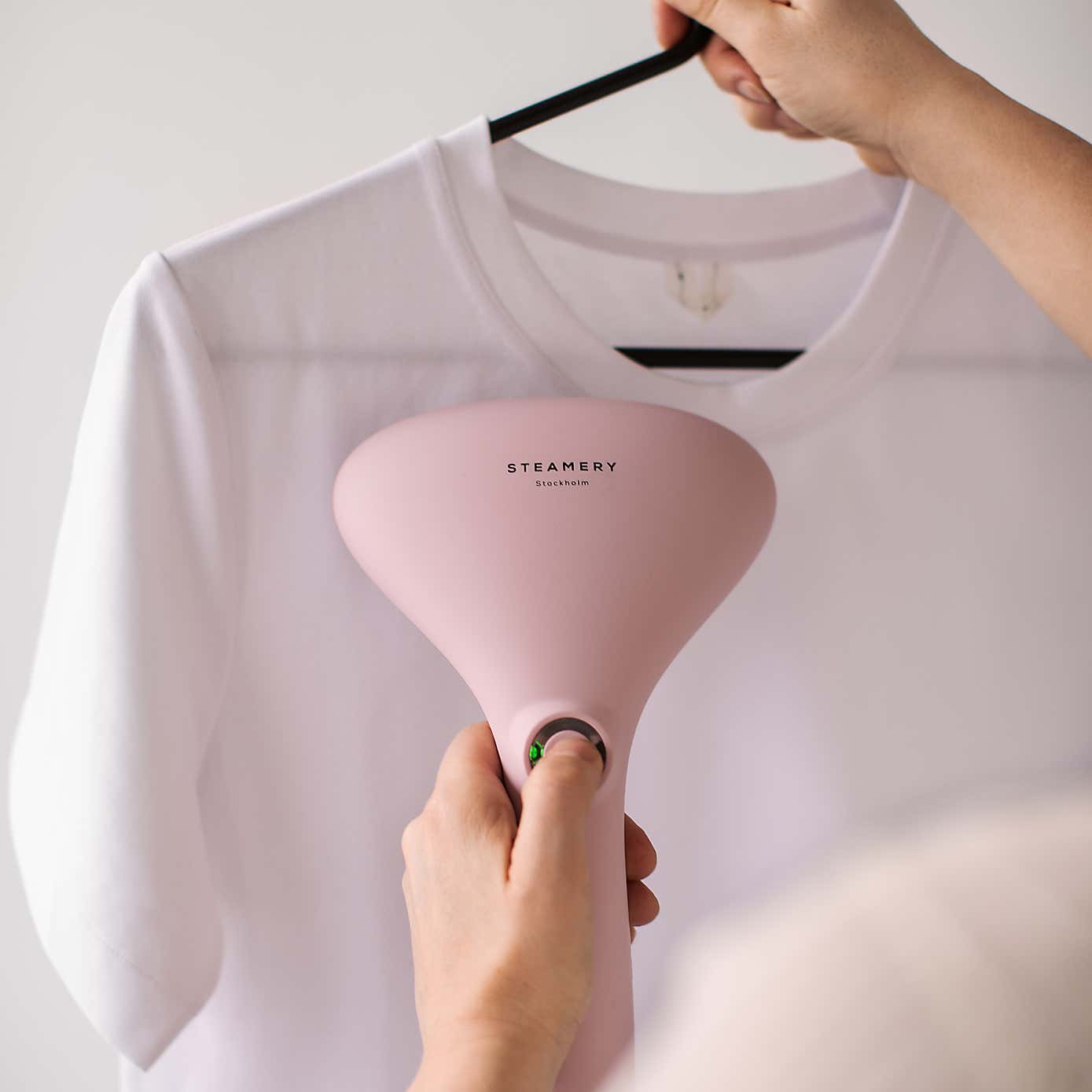 Steamery Cirrus 2 Handheld Steamer