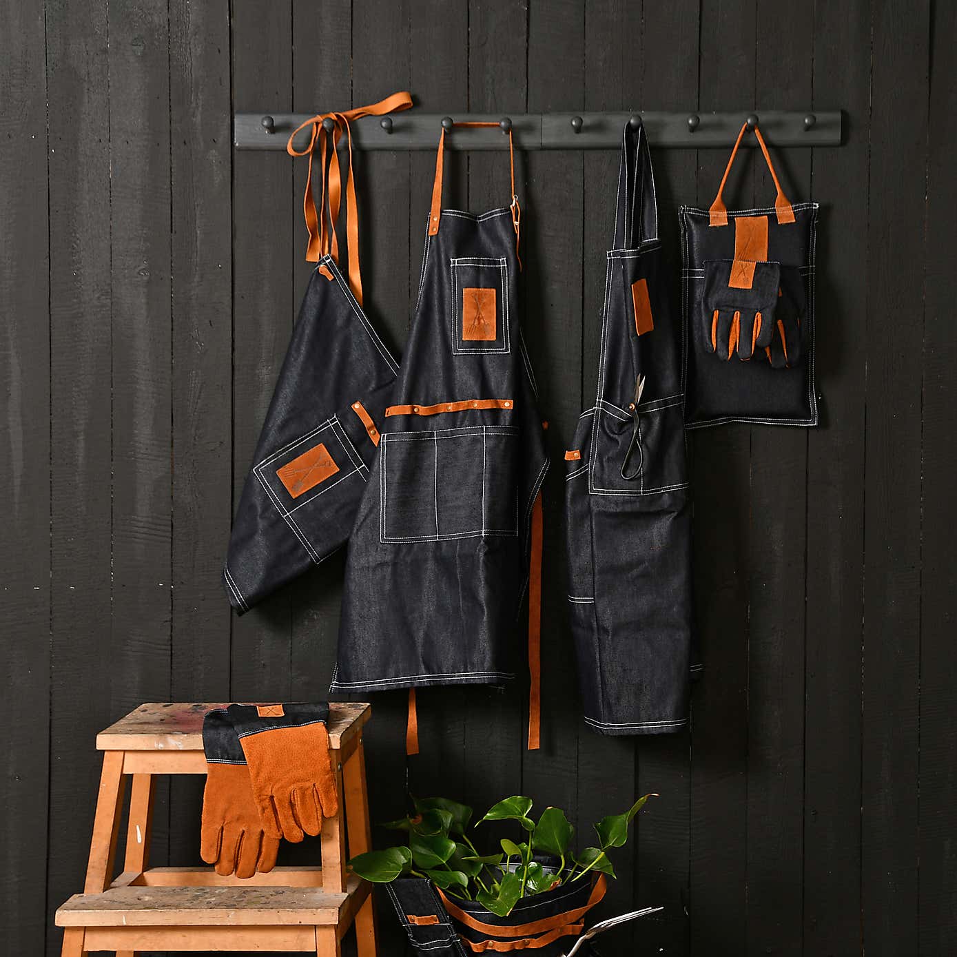 Fallen Fruits Short Denim Gardening Gloves