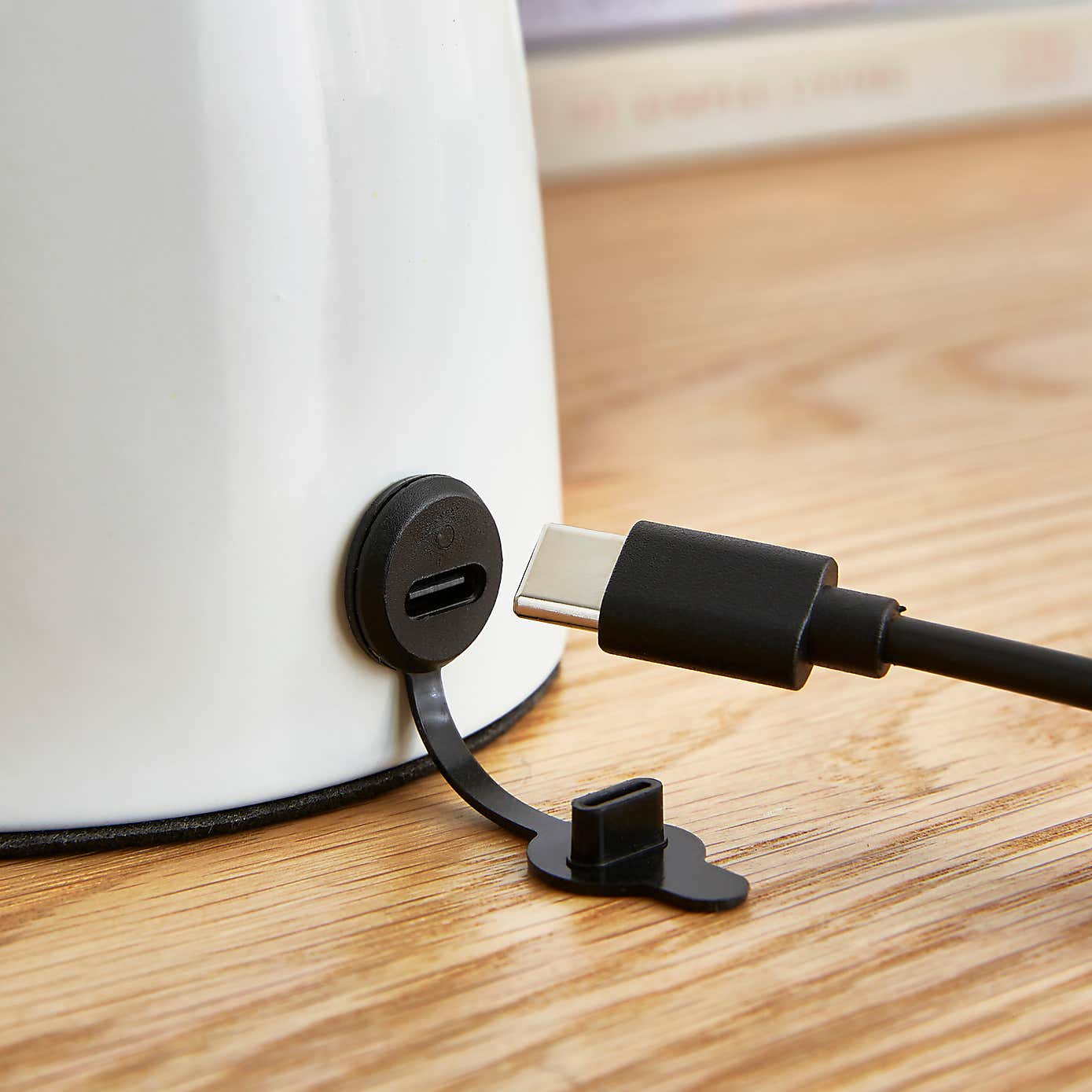 Bod Magnetic Rechargeable Touch Dimmable Table Lamp