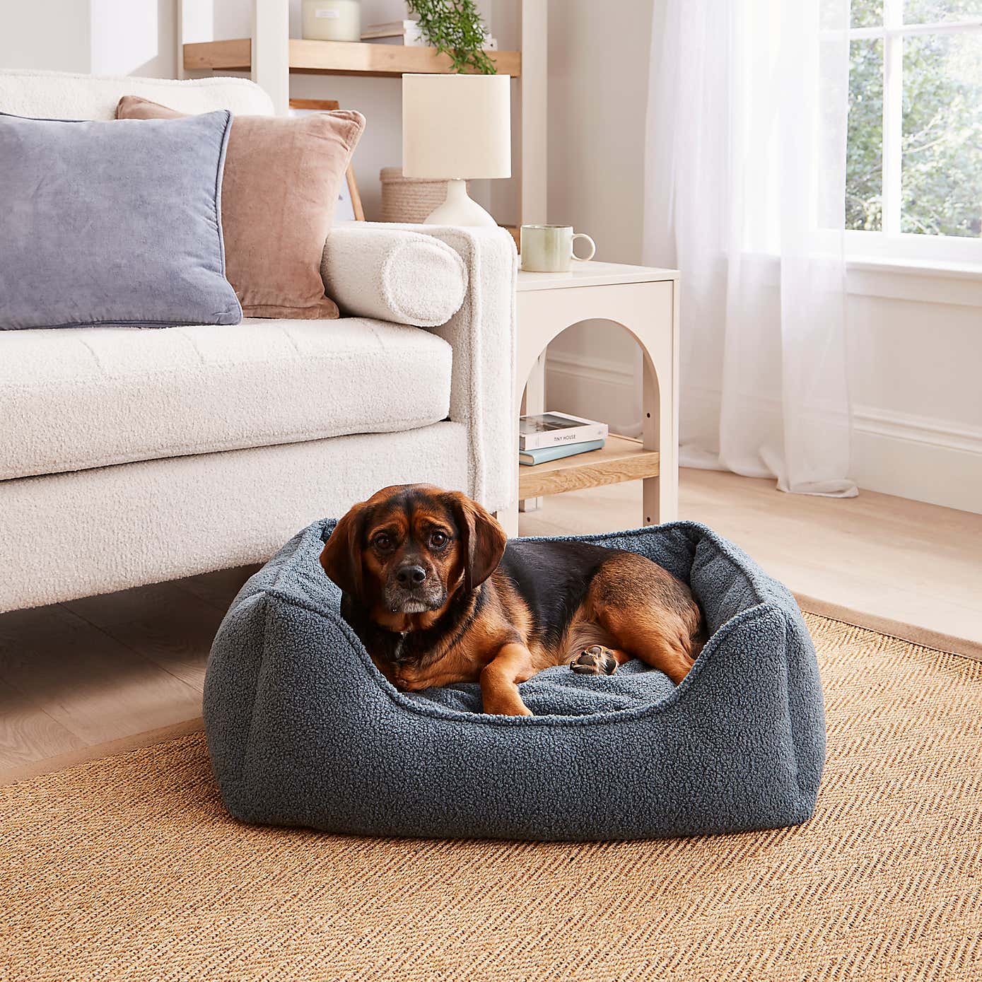 Sherpa Box Pet Bed